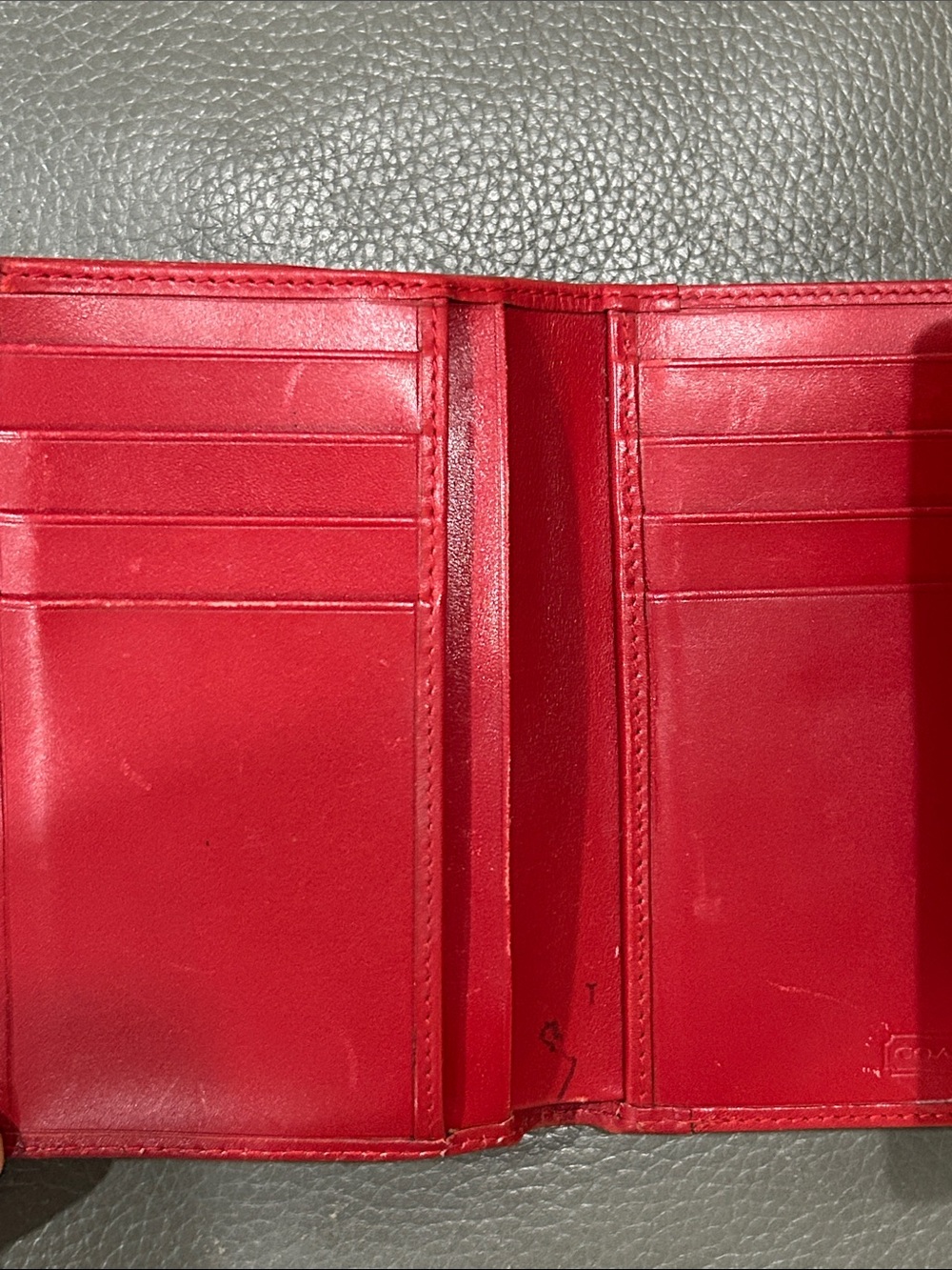 Coach Red Glove Leather Vintage Compact Wallet GUVC - Picture 15 of 15